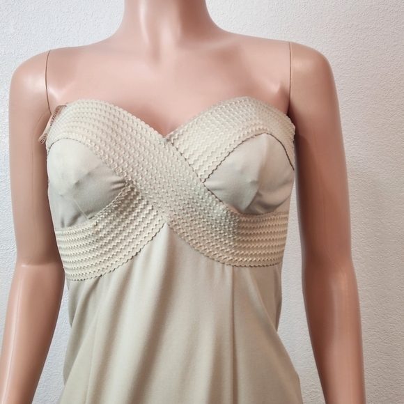 Guess Women’s Amelia Bandage Dress – Lt. Khaki Sz: M - Picture 3 of 12